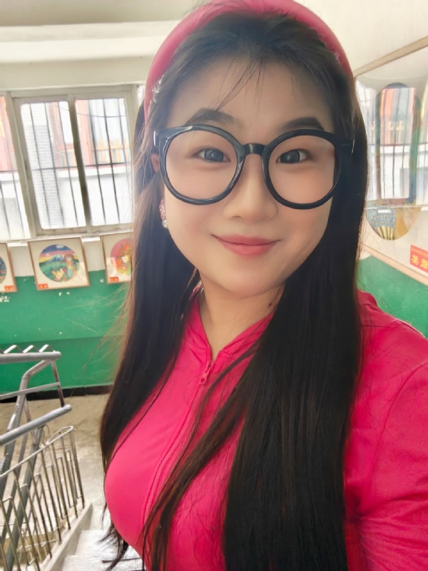 颂宜的第一张照片--宜昌相亲服务中心