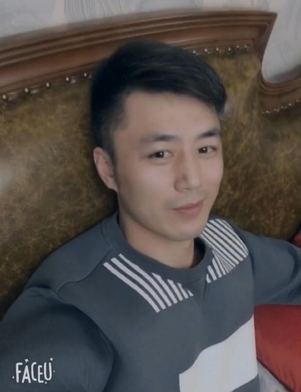 楊政宇的第一张照片--宜昌相亲服务中心