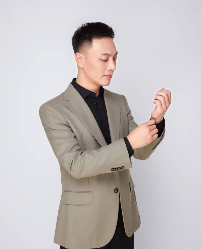 非凡人生的第一张照片--宜昌相亲服务中心