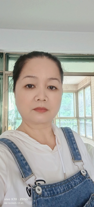 小巧玲珑的第一张照片--宜昌相亲服务中心