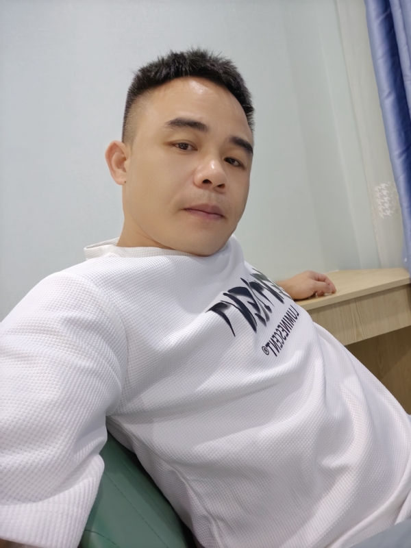 下一站的我的第二张照片--宜昌相亲服务中心