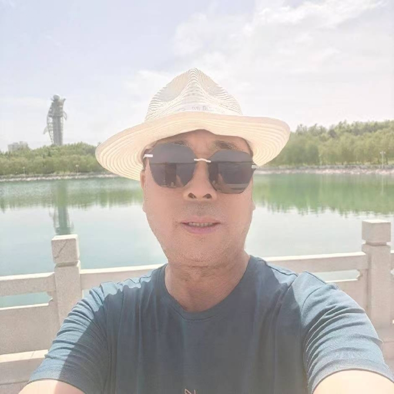 有钱人的第二张照片--宜昌相亲服务中心