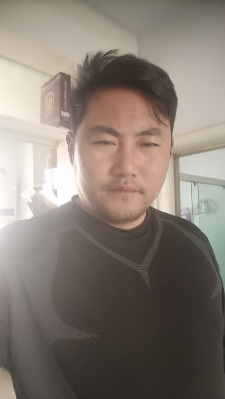 冲出亚马逊的第一张照片--宜昌相亲服务中心