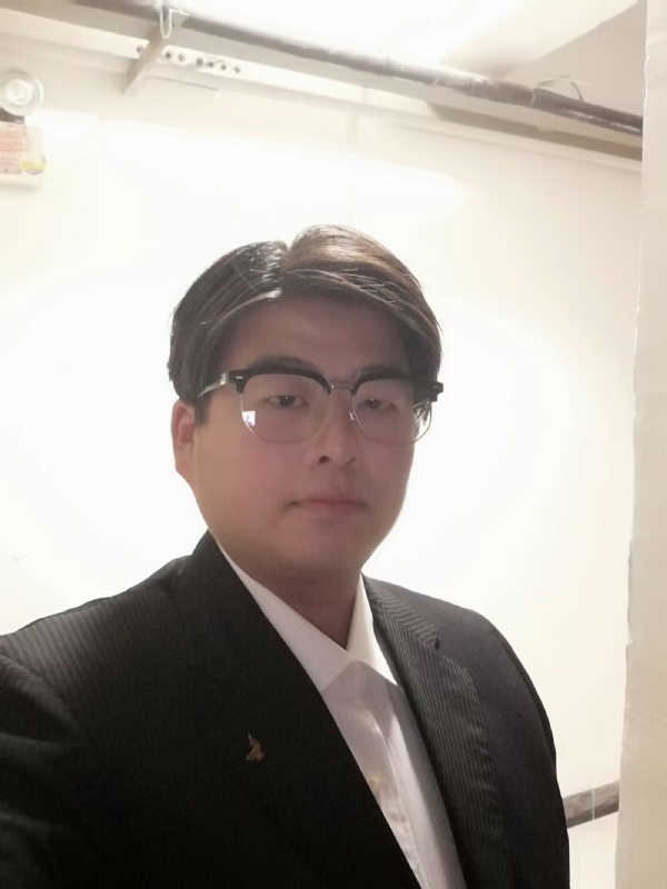 孤独一人的第一张照片--宜昌相亲服务中心