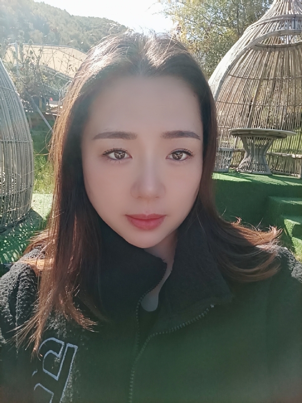 阿燕的第一张照片--宜昌相亲服务中心