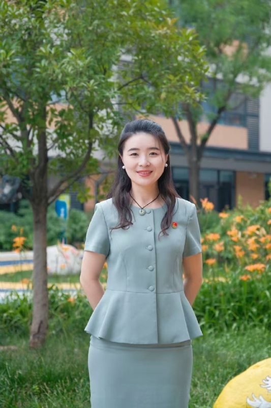 弯弯的第一张照片--宜昌相亲服务中心
