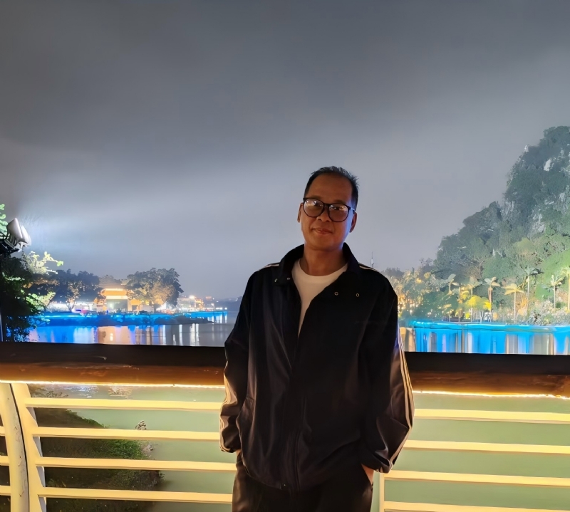 高山流云的第一张照片--宜昌相亲服务中心