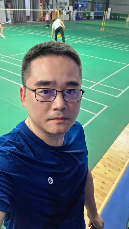 书中隐的第一张照片--宜昌相亲服务中心