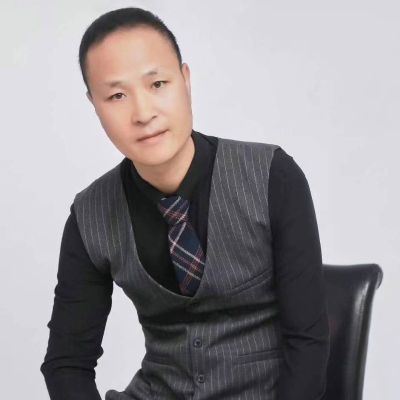 子昂的第二张照片--宜昌相亲服务中心