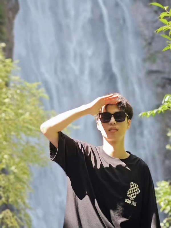 大橙子的第一张照片--宜昌相亲服务中心